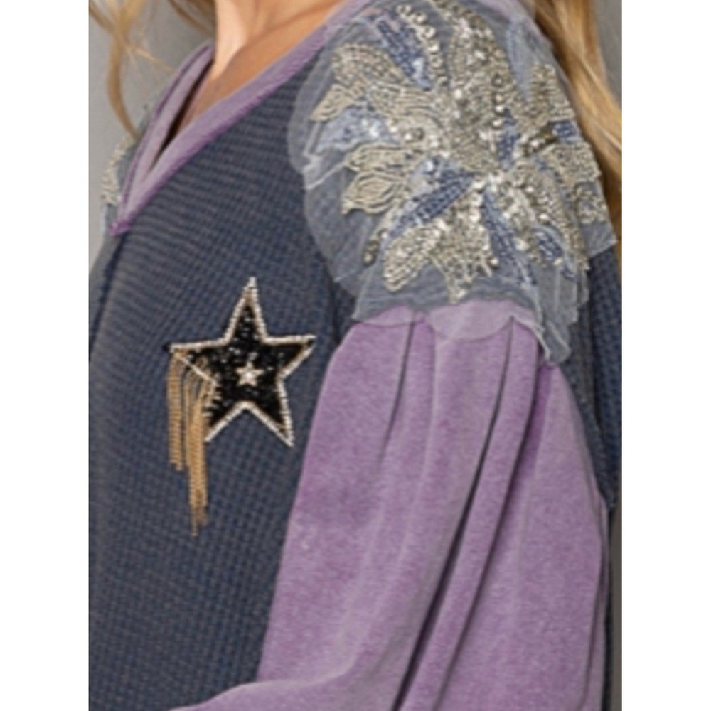POL Top Womens Medium Blue Purple Waffle Knit Sequin Patch Embellished V Neck - Picture 4 of 11